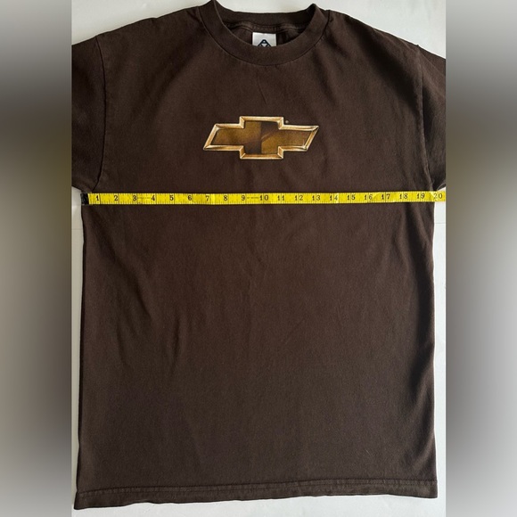 Y2K Vintage Chevrolet American Built Graphic T-Shirt Chevy Pin-Up Girl Print - Picture 6 of 9